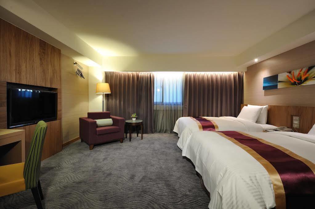 Hoya Resort Hotel Хуалянь Экстерьер фото